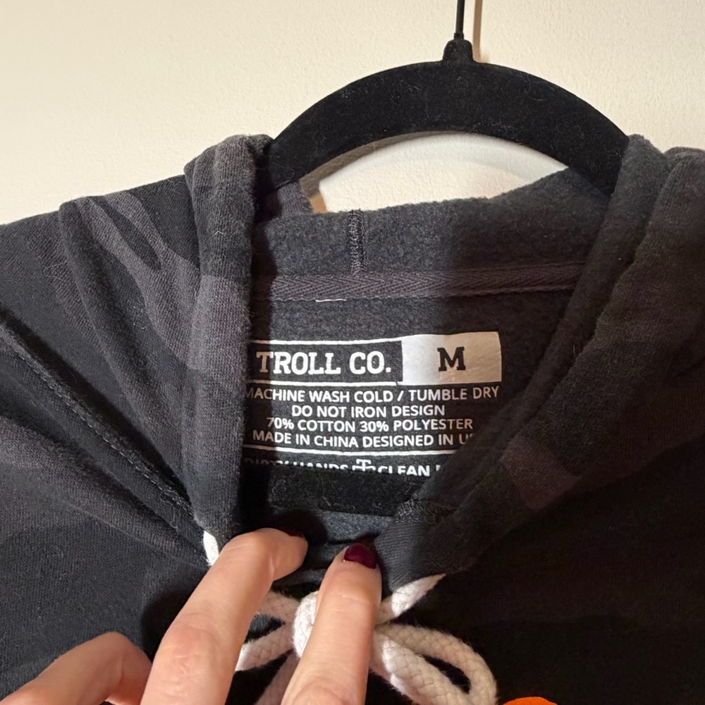 Troll Co. Dirty hands clean money hoodie - Picture 4 of 6